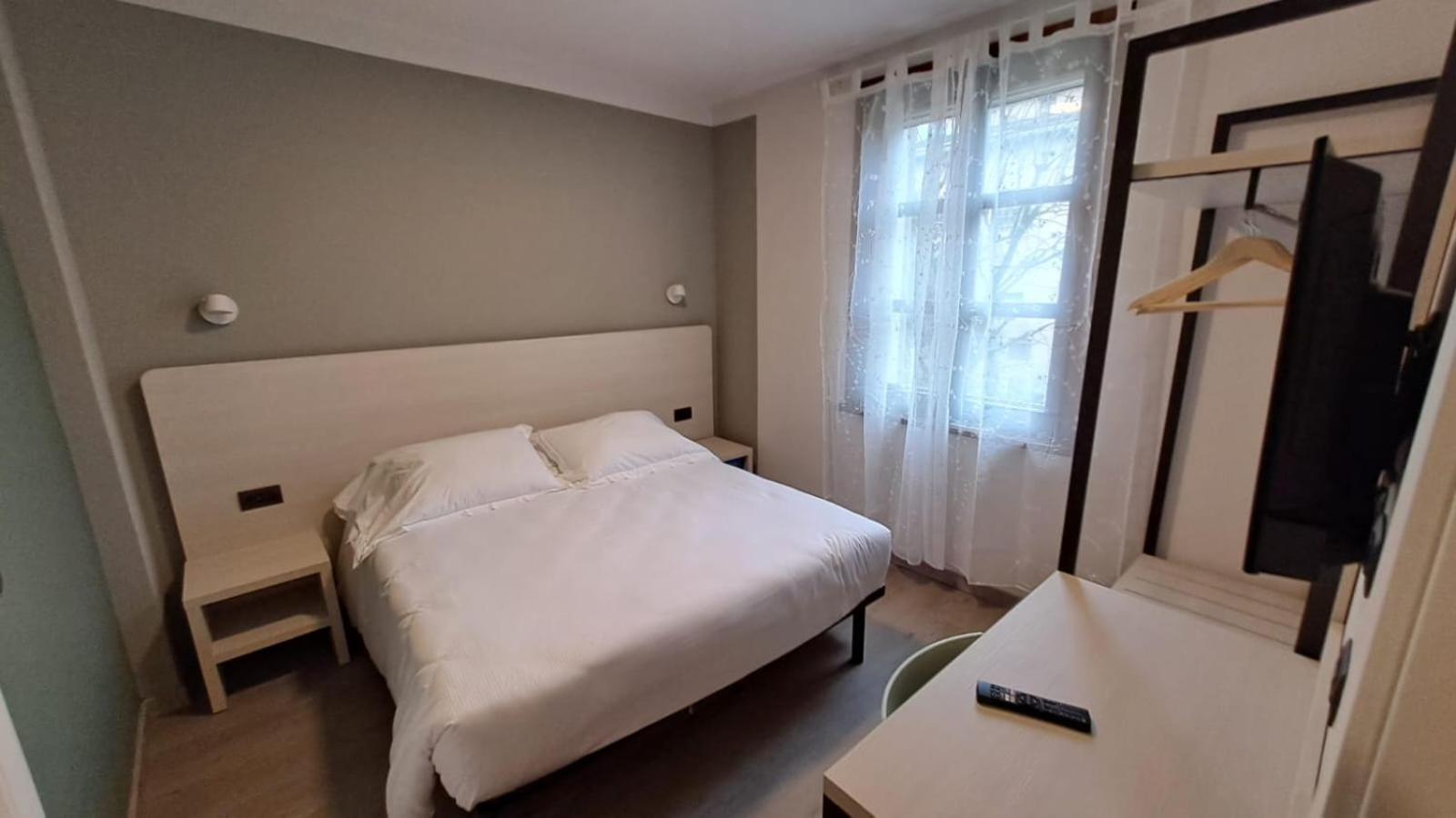 Ducathotel Torrile Exteriör bild
